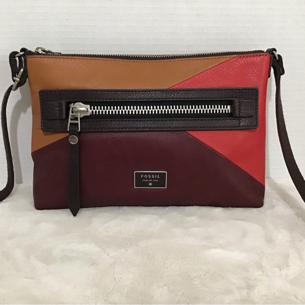 - Fossil Dawson Leather Zip Crossbody